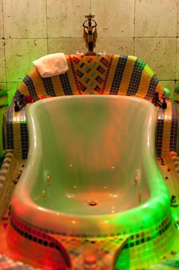 Amira Boutique Hotel Heviz Wellness & Spa Buitenkant foto