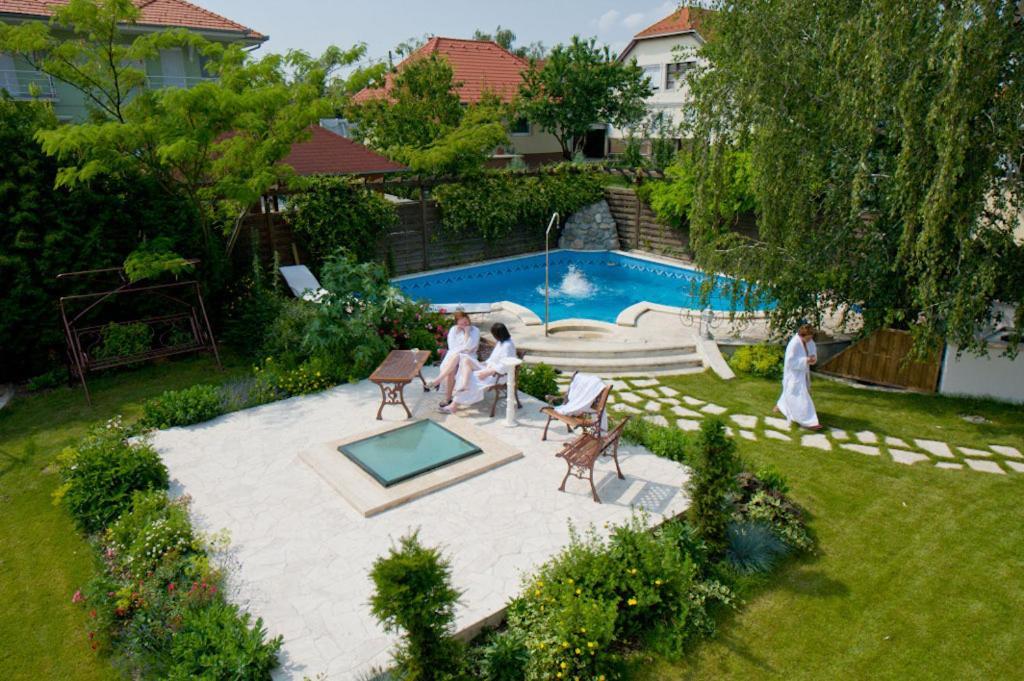 Amira Boutique Hotel Heviz Wellness & Spa Buitenkant foto