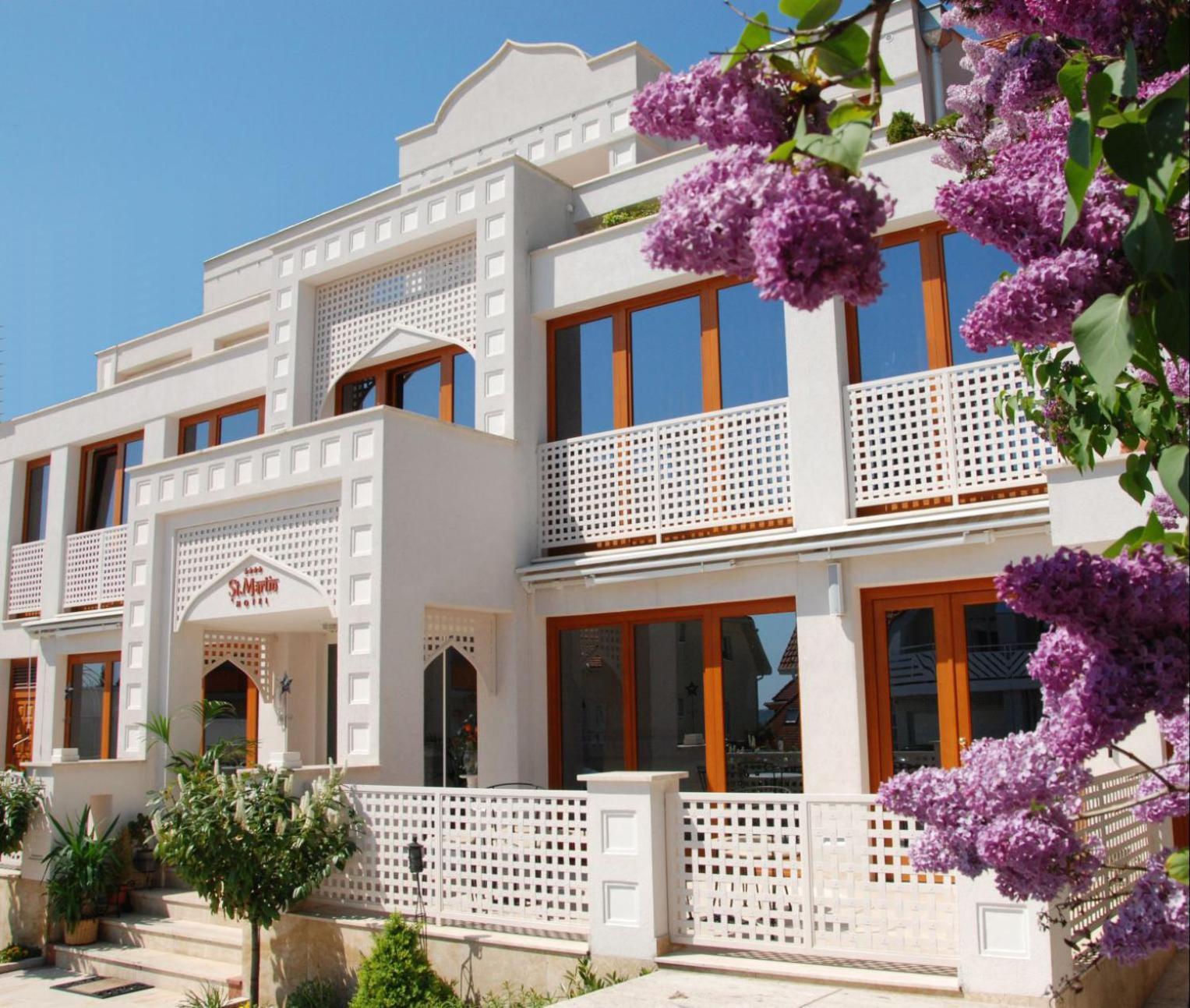 Amira Boutique Hotel Heviz Wellness & Spa Buitenkant foto
